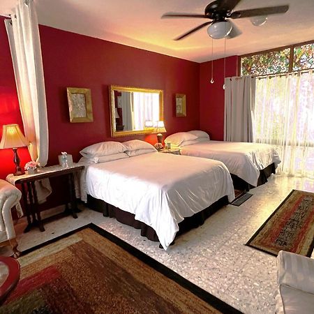 Dickinson Guest House, Guadalajara Expo المظهر الخارجي الصورة